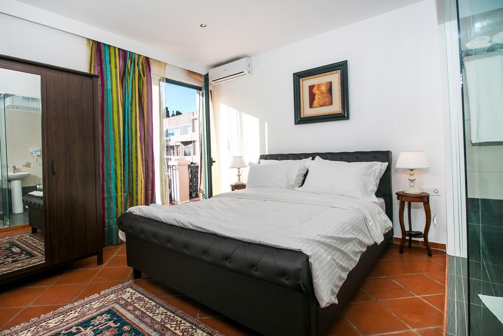Danezis City Stars Boutique Aparthotel (Adults Only) Rhodes City Esterno foto